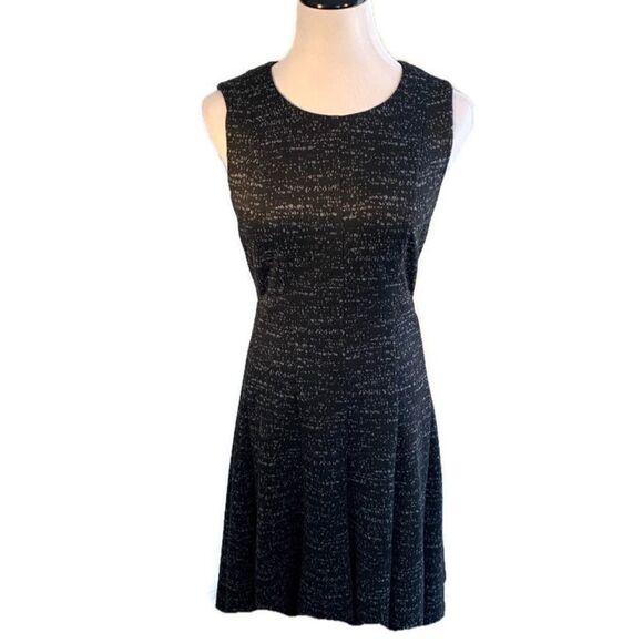 Tommy Hilfiger Sleeveless Skater Style Dress Sz 8 - Picture 1 of 7